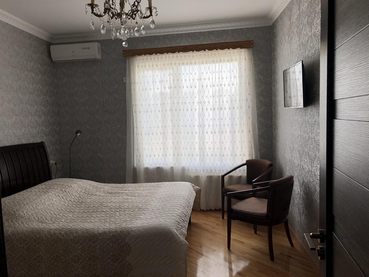 Guest House Tasunia Kutaisi Ngoại thất bức ảnh